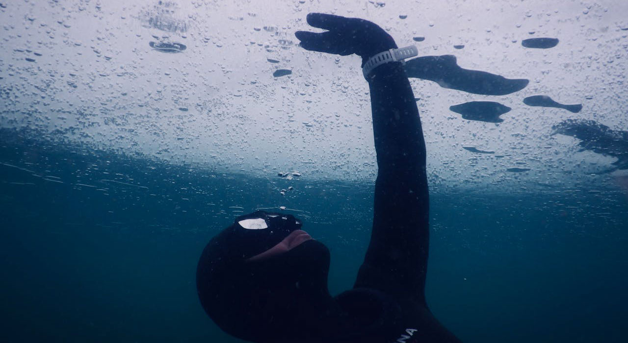 la plongée sous la glace